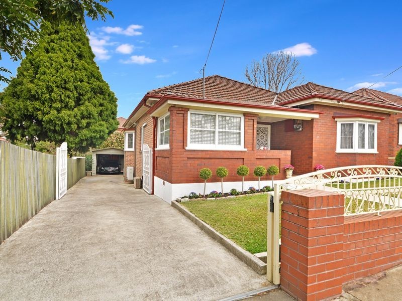 2 Ilfracombe Avenue, Burwood NSW 2134