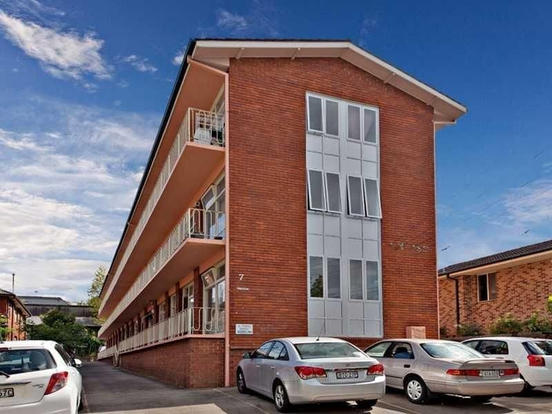 10/7 Queensborough Road, Croydon Park NSW 2133