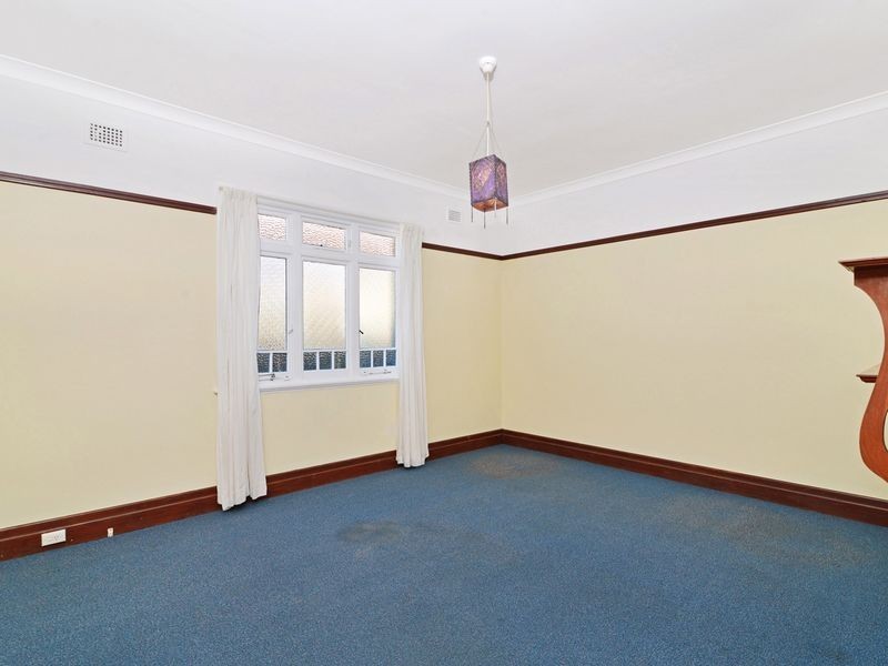 11 Carshalton Street, Croydon NSW 2132