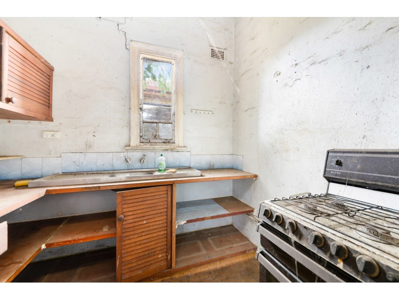 8 George Street, Burwood Heights NSW 2136