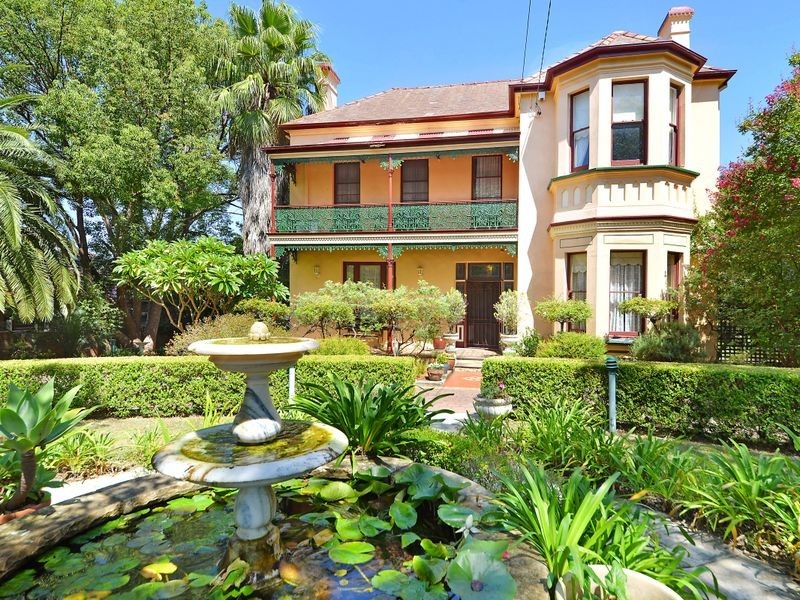 12 Clifton Avenue, Burwood NSW 2134