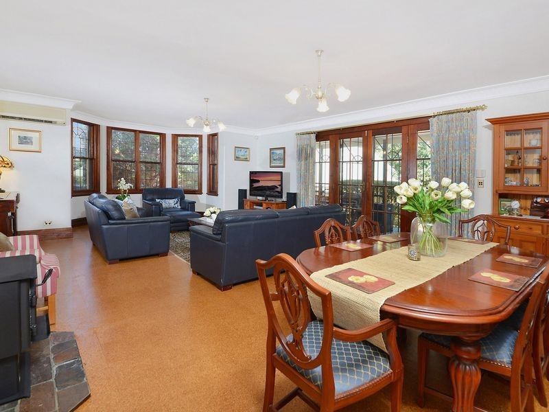 12 Clifton Avenue, Burwood NSW 2134