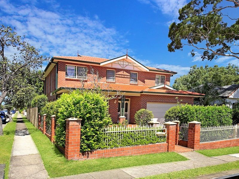 18 Wallace Street, Concord NSW 2137