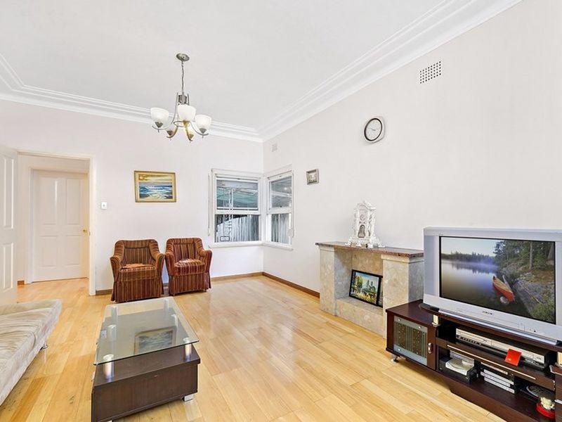 33A Angelo Street, Burwood NSW 2134