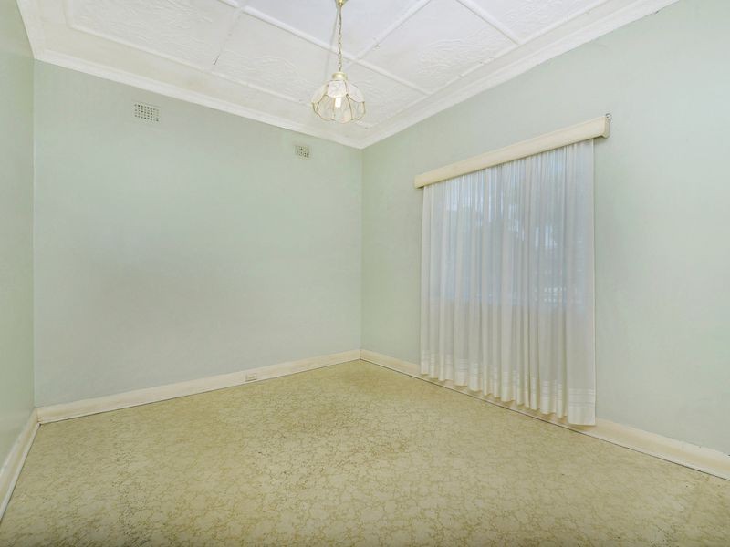 7 Luke  Avenue, Burwood NSW 2134