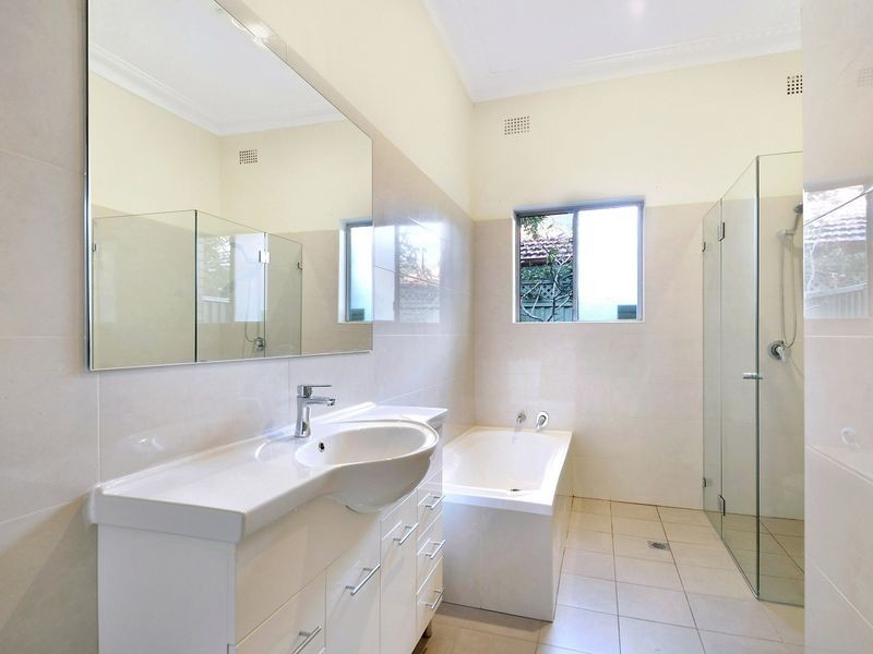 7 Simpson Avenue, Burwood NSW 2134