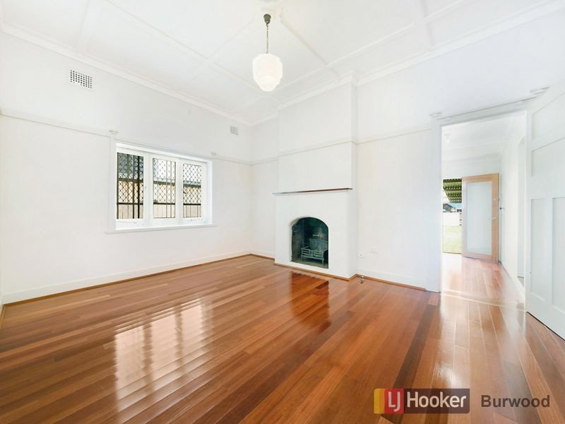 16 Nicholson Street, Burwood NSW 2134