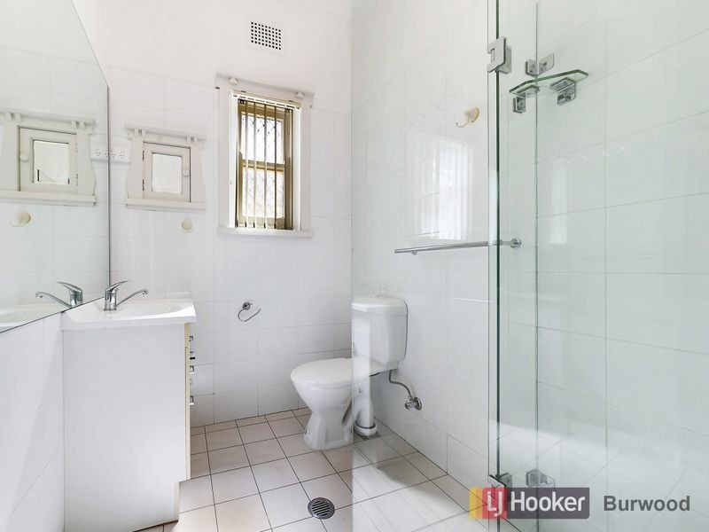 16 Nicholson Street, Burwood NSW 2134