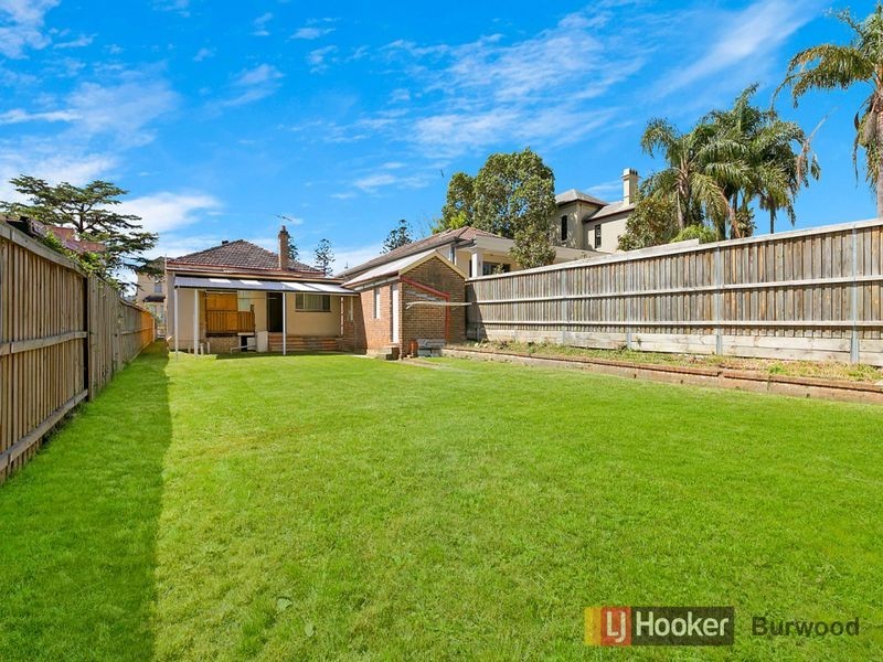 16 Nicholson Street, Burwood NSW 2134