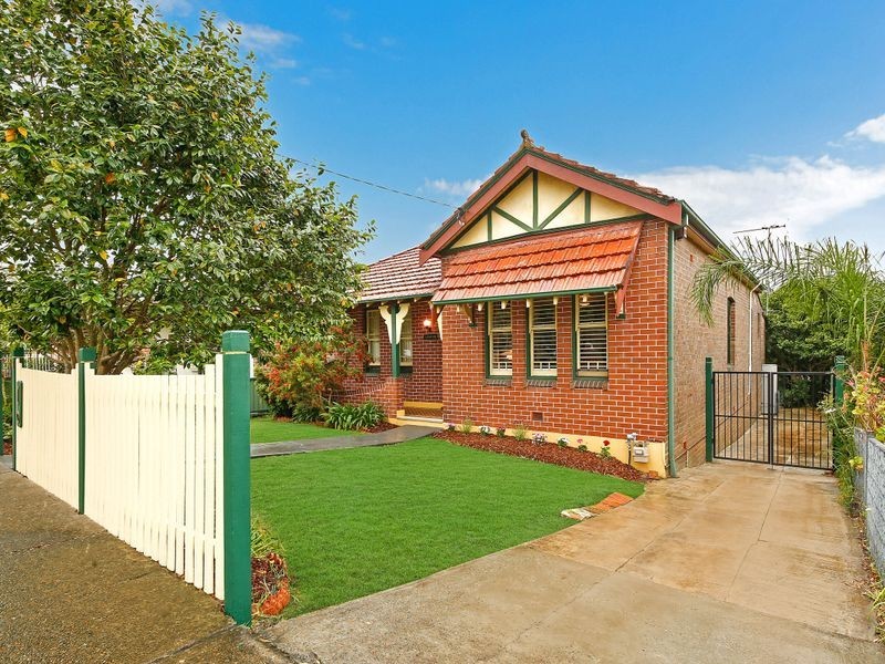 51 Edwin Street South, Croydon NSW 2132