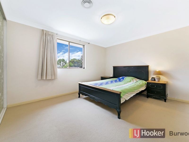 2/23 Wyatt Avenue, Burwood NSW 2134