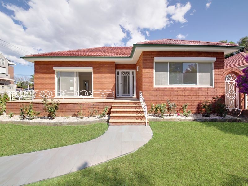 2A Clarence Street, Burwood NSW 2134