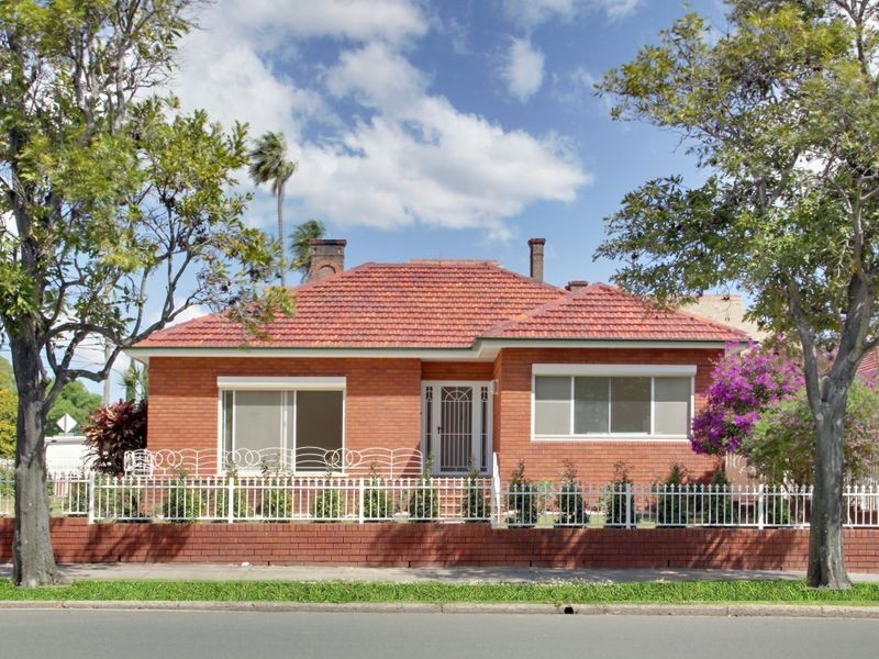 2A Clarence Street, Burwood NSW 2134