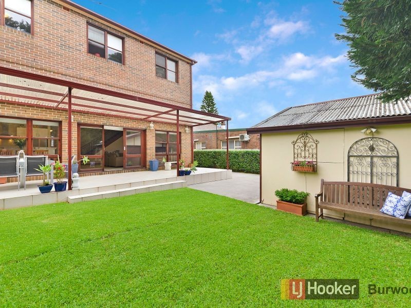 22 Sunbeam Avenue, Burwood NSW 2134