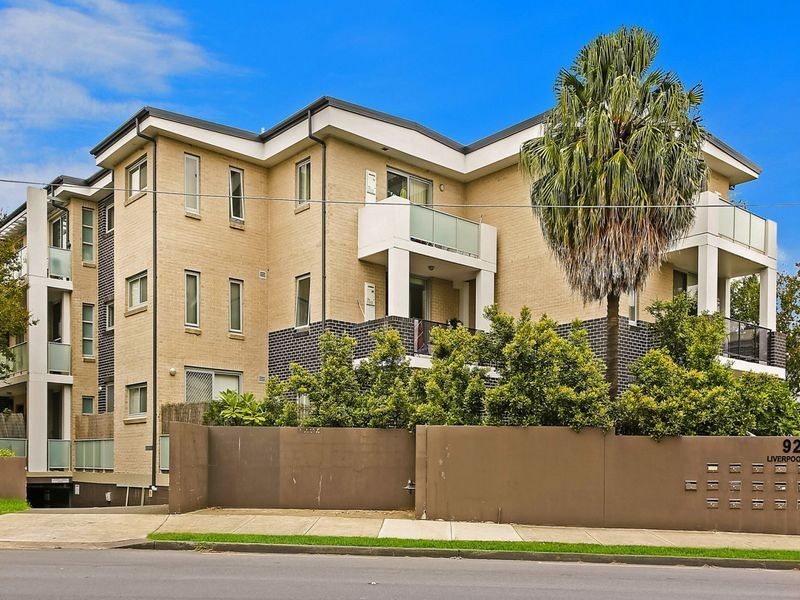 2/92 Liverpool Road, Burwood Heights NSW 2136