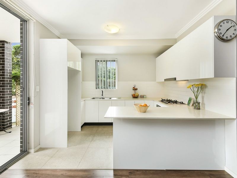 2/92 Liverpool Road, Burwood Heights NSW 2136