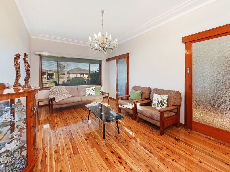 42 Clarence Street, Merrylands NSW 2160