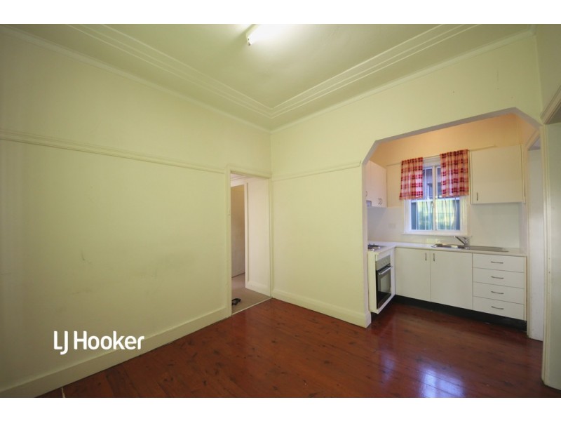 8 Stuart Street, Burwood NSW 2134