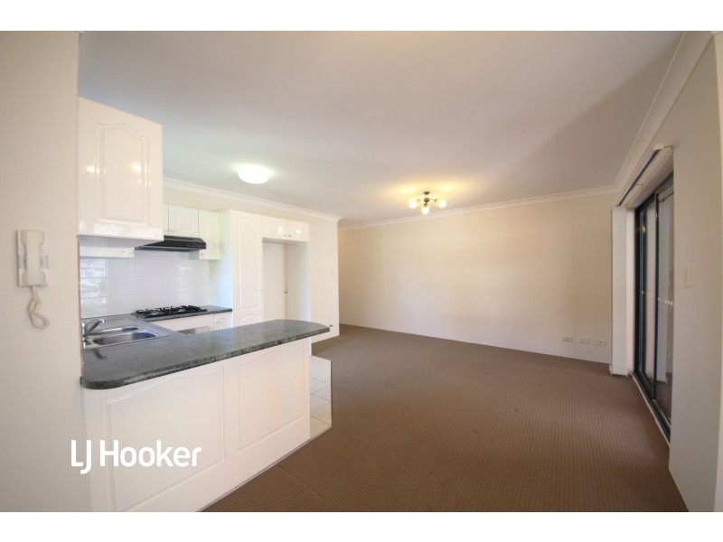 13/8-10 Gloucester Avenue, Burwood NSW 2134
