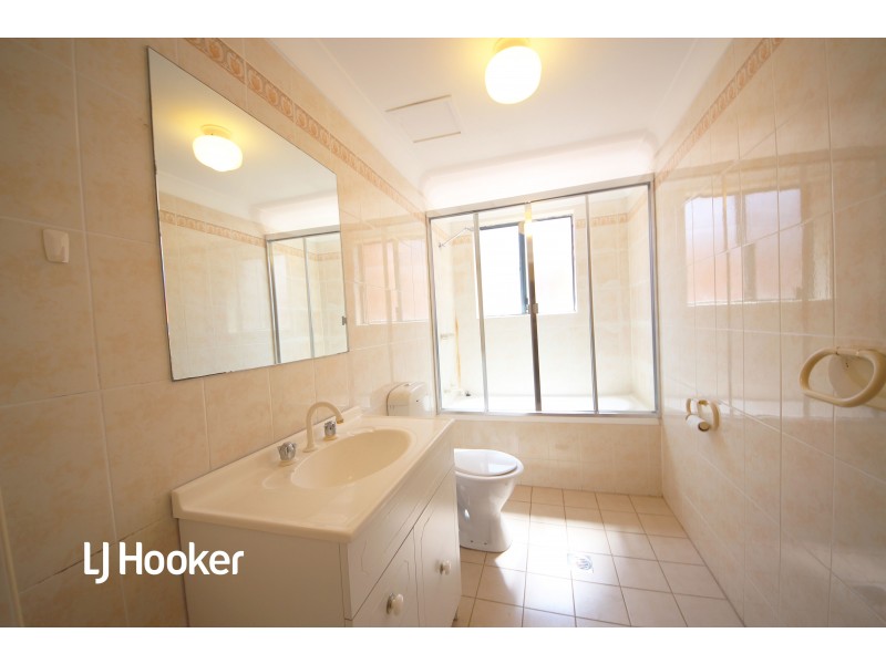 13/8-10 Gloucester Avenue, Burwood NSW 2134