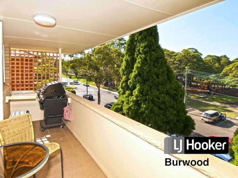 15/10-12 Park Avenue, Burwood NSW 2134