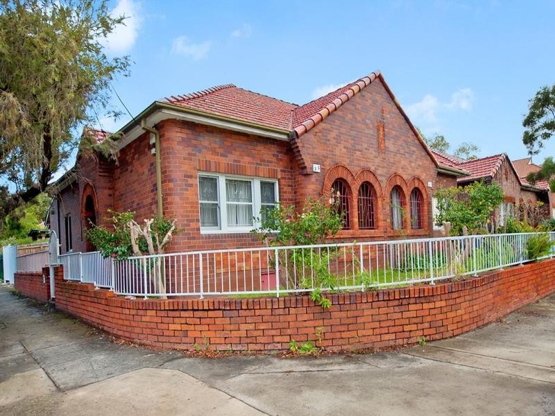 33 Lucy Street, Ashfield NSW 2131