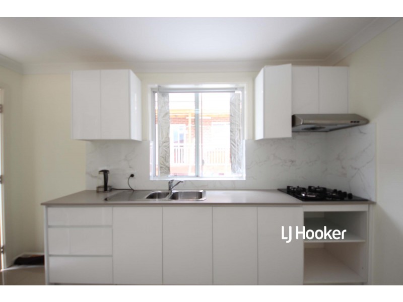 8 Simpson Ave, Burwood NSW 2134