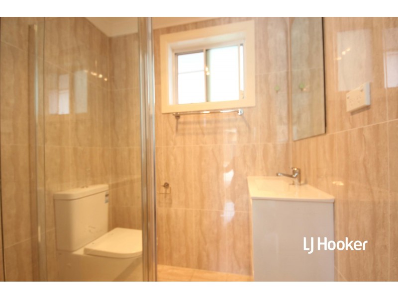 8 Simpson Ave, Burwood NSW 2134