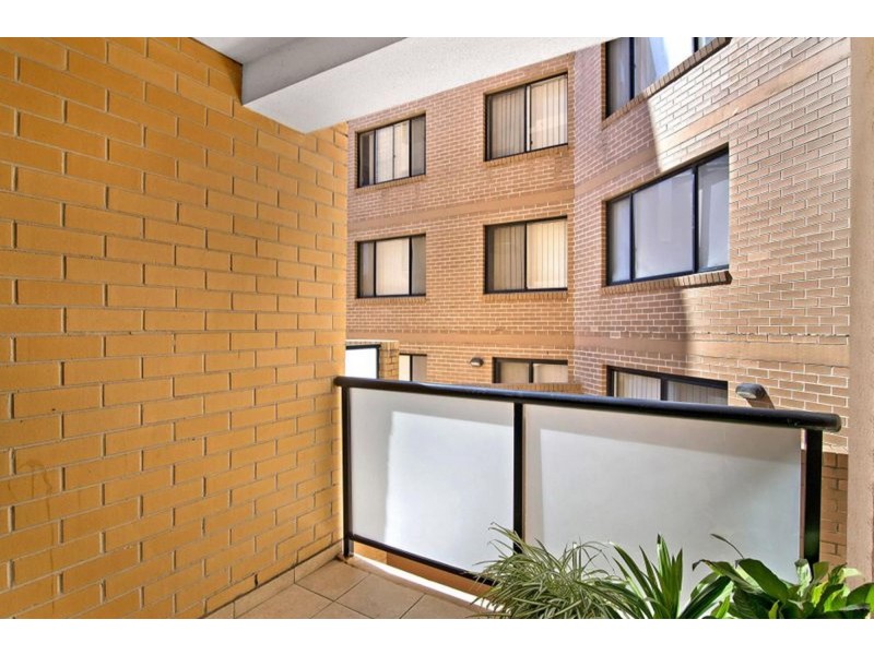 20/35 Belmore Street, Burwood NSW 2134
