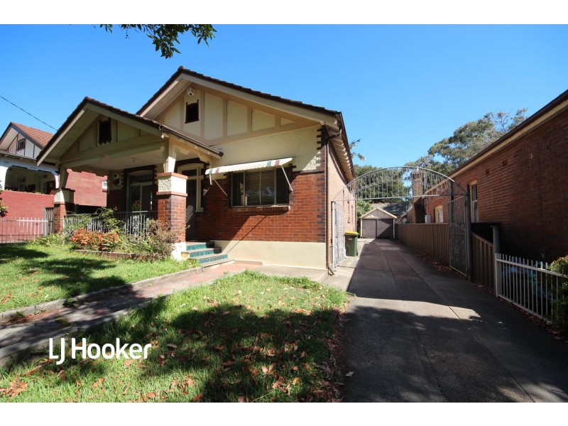 26 Oak Street, Ashfield NSW 2131