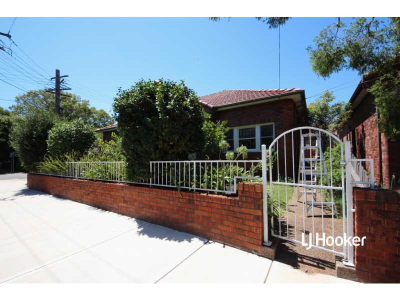 31 Lucy Street, Ashfield NSW 2131
