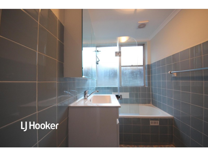 2/21 Ridgewell Street, Roselands NSW 2196