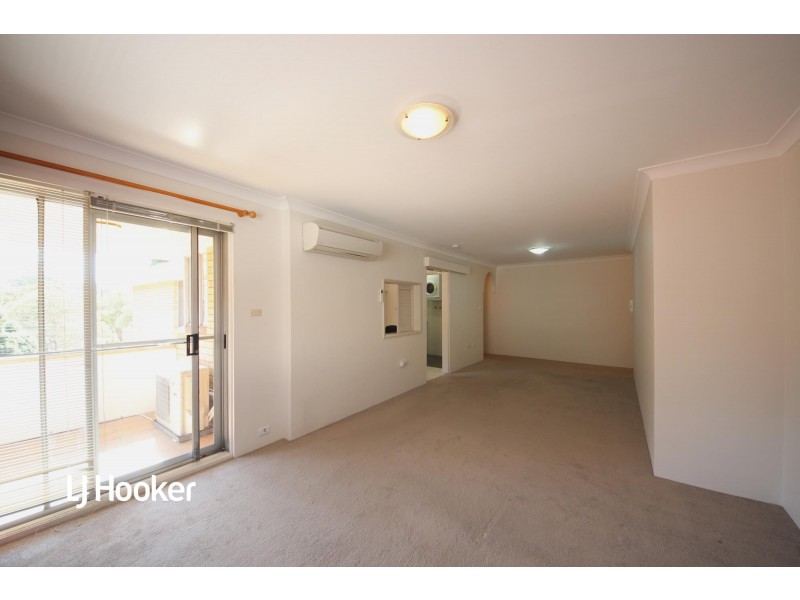 17/10-12 Park Avenue, Burwood NSW 2134