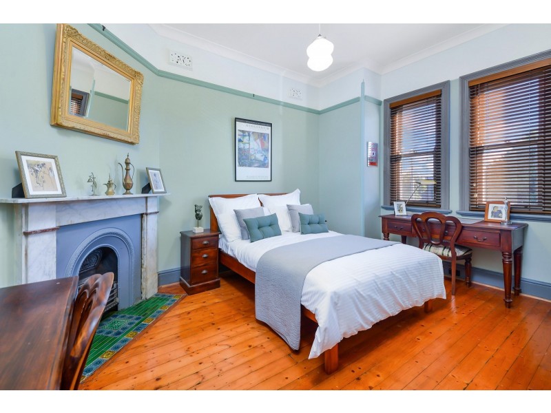 18 Gordon Street, Burwood NSW 2134