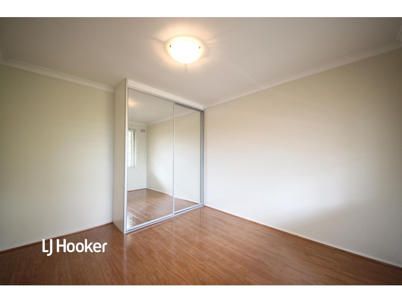 4/21 Ridgewell Street, Roselands NSW 2196