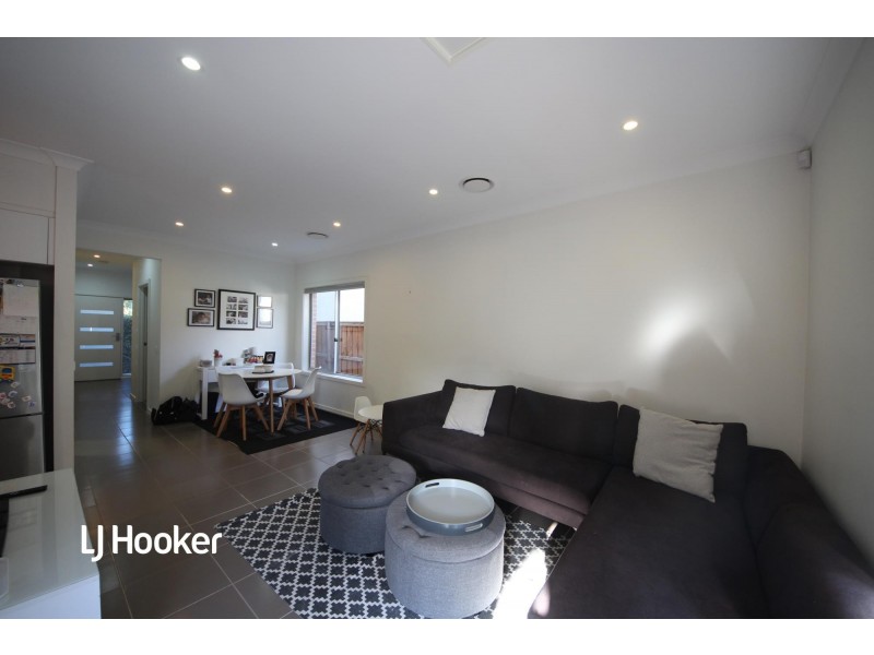 25 Cobden Parkes Crescent, Lidcombe NSW 2141
