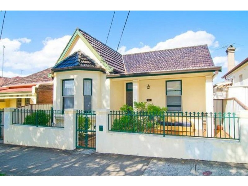 24 Hugh Street, Ashfield NSW 2131