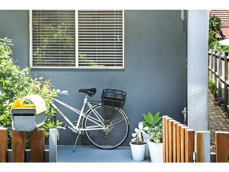 9 Railway Street, Croydon NSW 2132