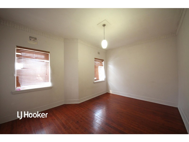 2/18 Railway Parade, Burwood NSW 2134