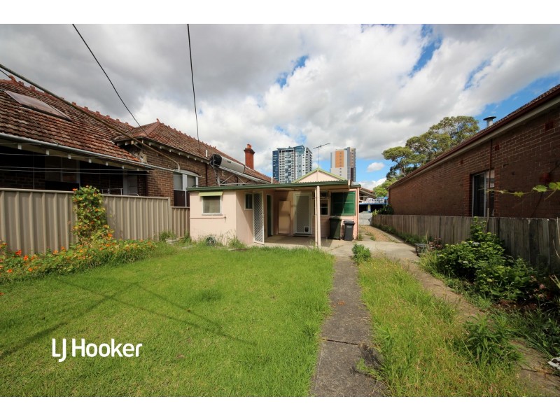 62 Shaftesbury Road, Burwood NSW 2134