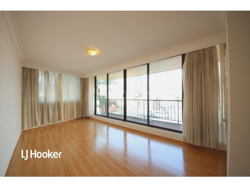 13/2-8 Park Avenue, Burwood NSW 2134