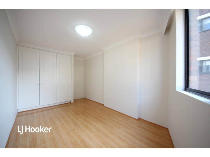 13/2-8 Park Avenue, Burwood NSW 2134