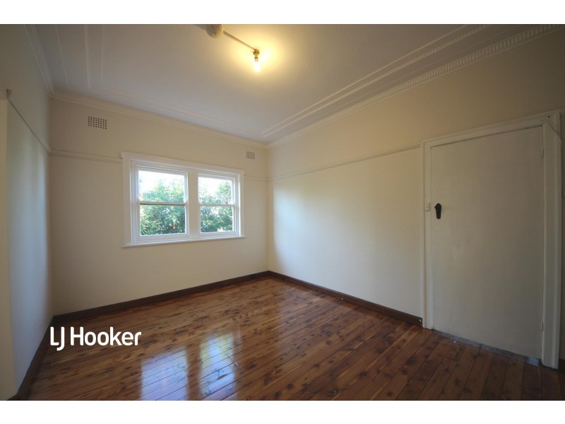 4/1 Park Road, Burwood NSW 2134