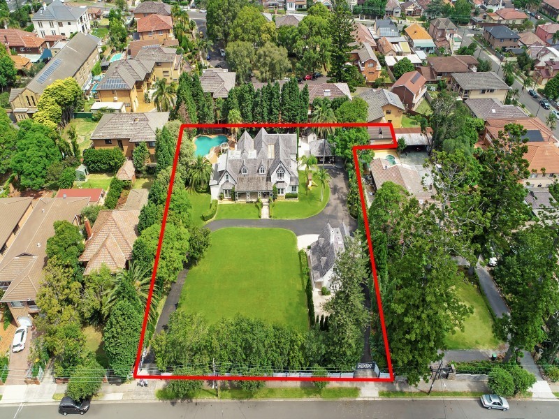 4 Woodside Avenue, Burwood NSW 2134