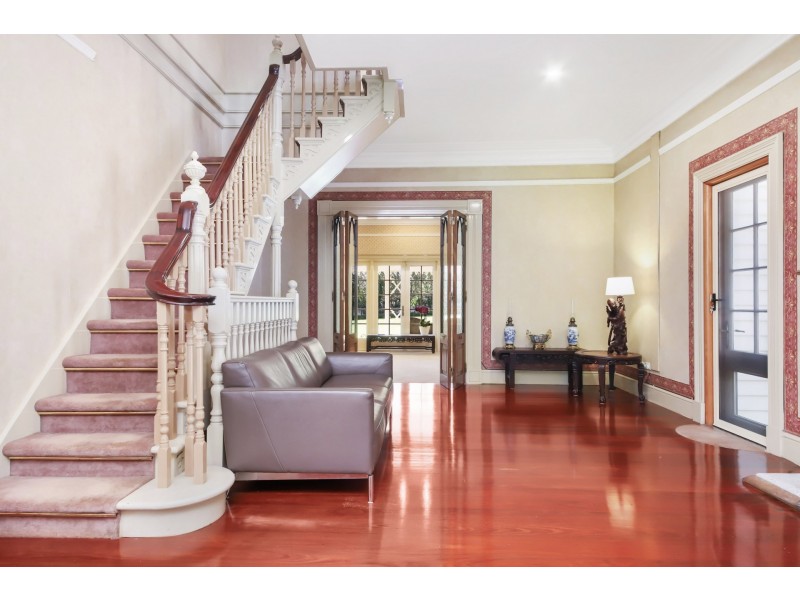 4 Woodside Avenue, Burwood NSW 2134