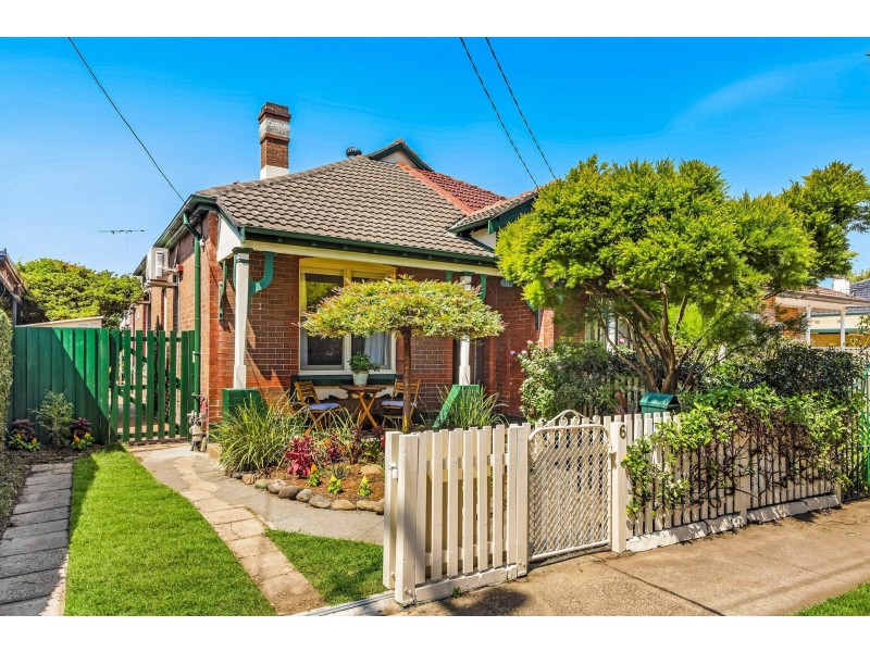 6 Carshalton  Street, Croydon NSW 2132