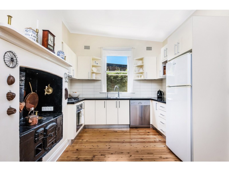 6 Carshalton  Street, Croydon NSW 2132