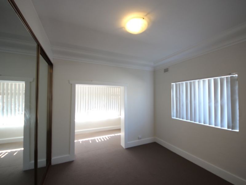 8 Arrowfield Avenue, Burwood NSW 2134