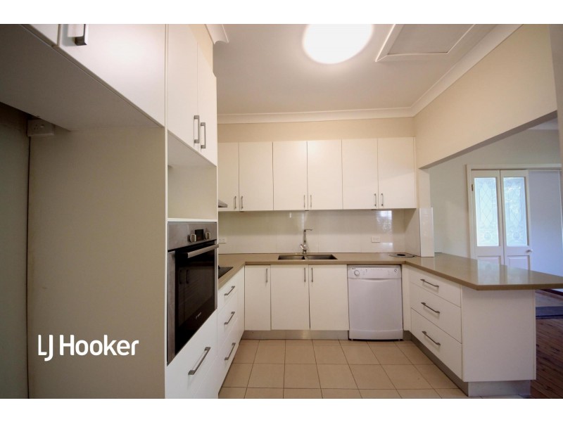 13 Genders Avenue, Burwood NSW 2134