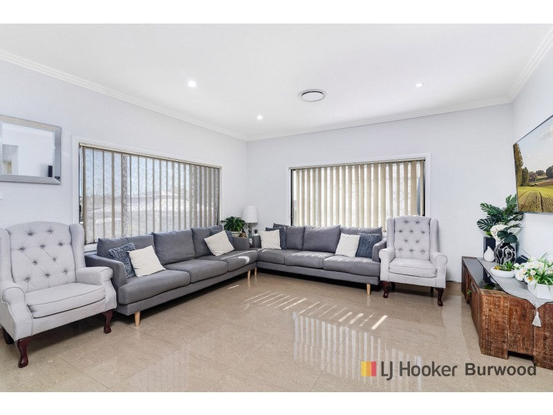 274 Waterloo Road, Greenacre NSW 2190